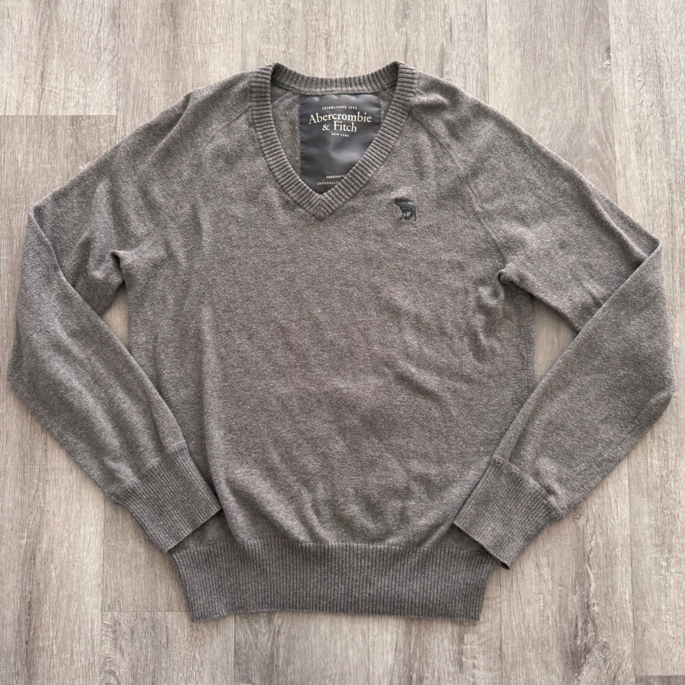 Y2K Abercrombie & Fitch Mens V-Neck Sweater Grey Moose Logo Small Knit Top